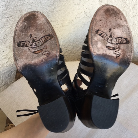 •SOLD• Freebird Leather Wazee Booties 8 fit 8.5 - Picture 6 of 7